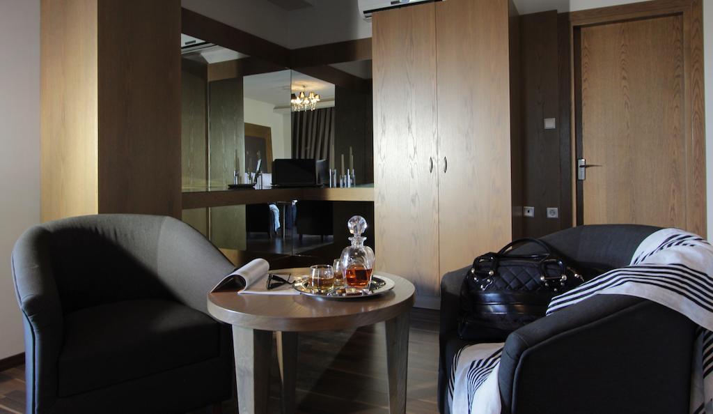 Hotel Di Tania Oreokastro Zewnętrze zdjęcie