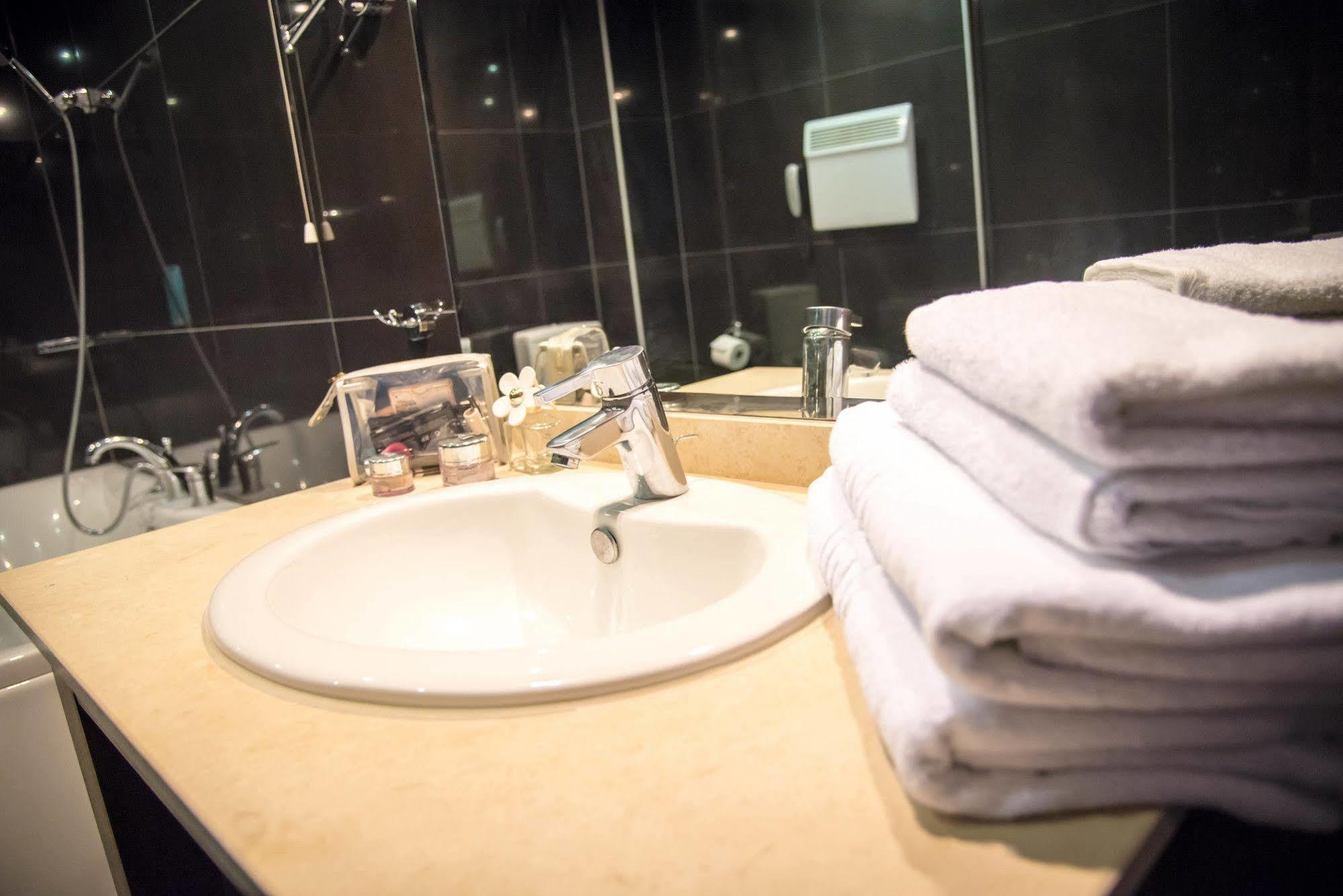 Hotel Di Tania Oreokastro Zewnętrze zdjęcie