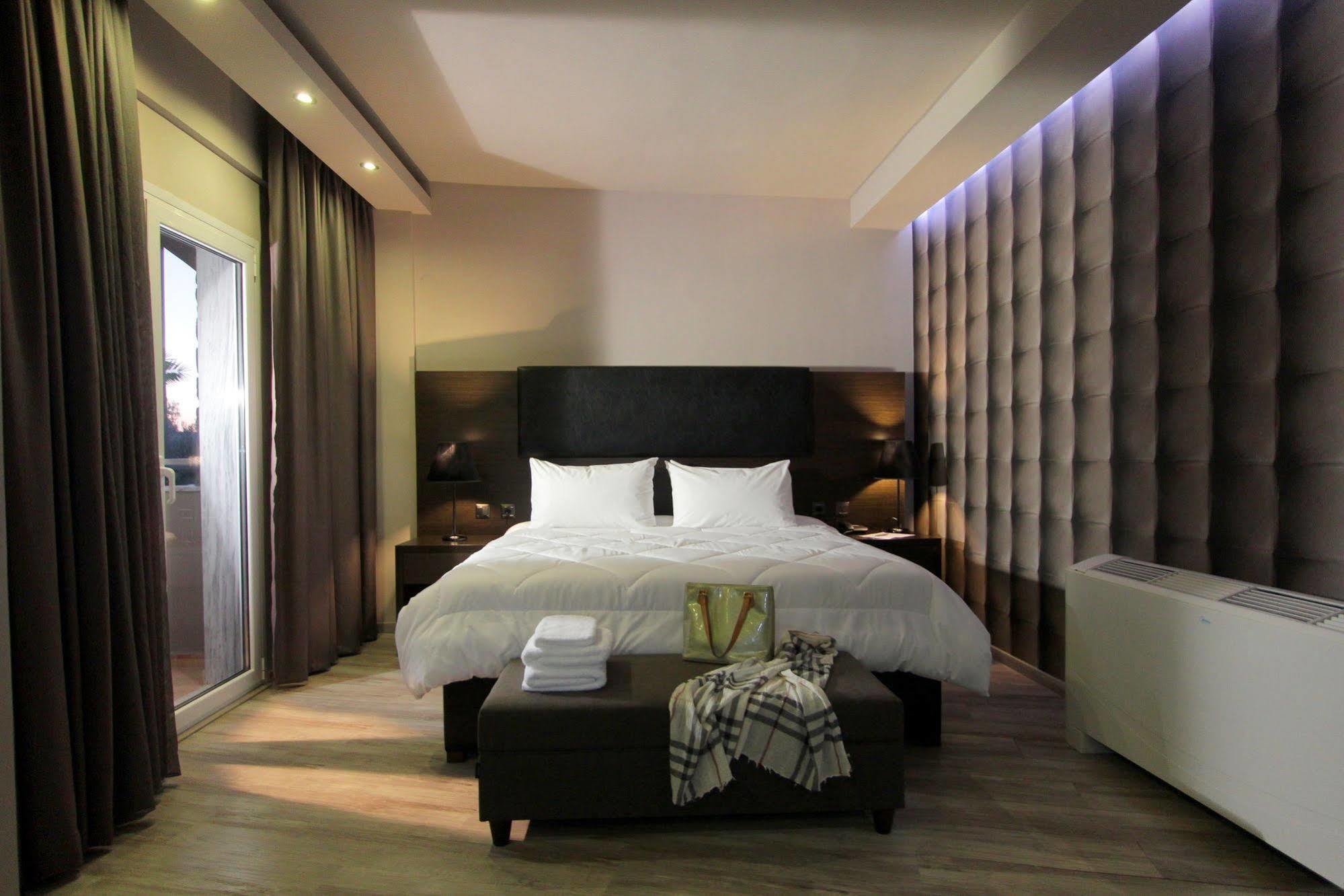 Hotel Di Tania Oreokastro Zewnętrze zdjęcie